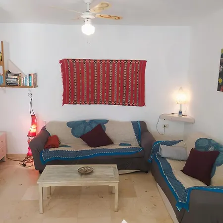 Casa Velazquez Con Terraza Privada Hébergement de vacances *